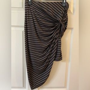 Charlotte Russe Skirt, Size Medium, Gray/Black